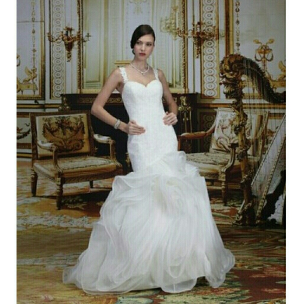 Venus Bridal White Organza Wedding Gown Size 14